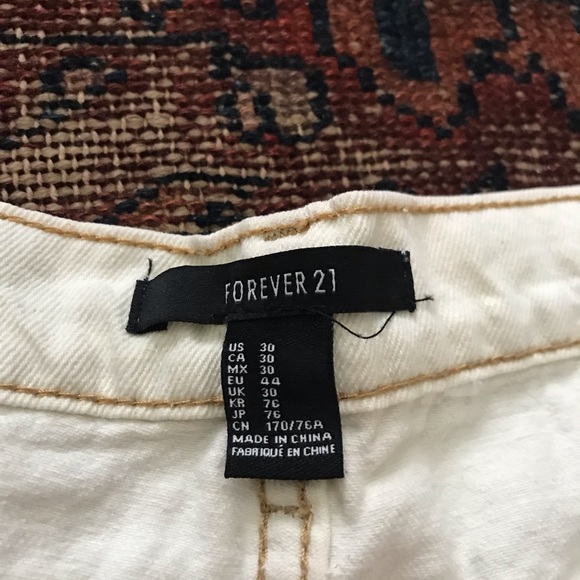 high waisted “mom” shorts - Picture 2 of 3